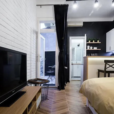 Apartment Eugen Novi Sad Exteriör bild